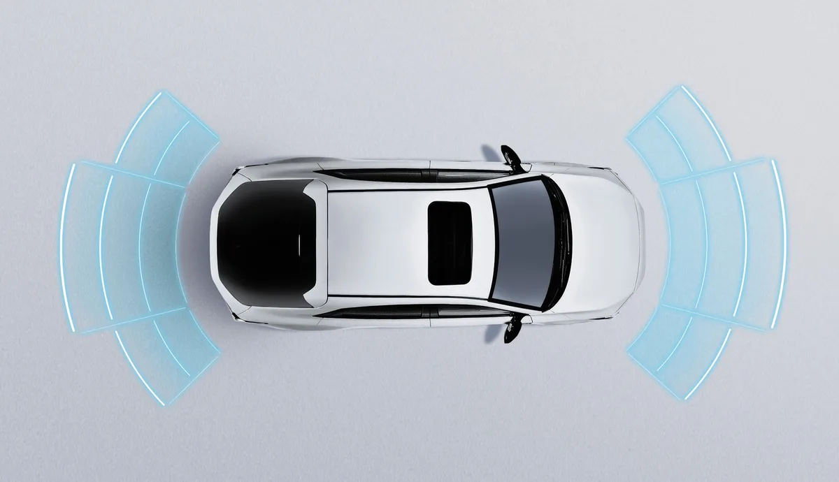 เซนเซอร์กะระยะหน้า 4 จุด และหลัง 4 จุด (Parking Sensors)