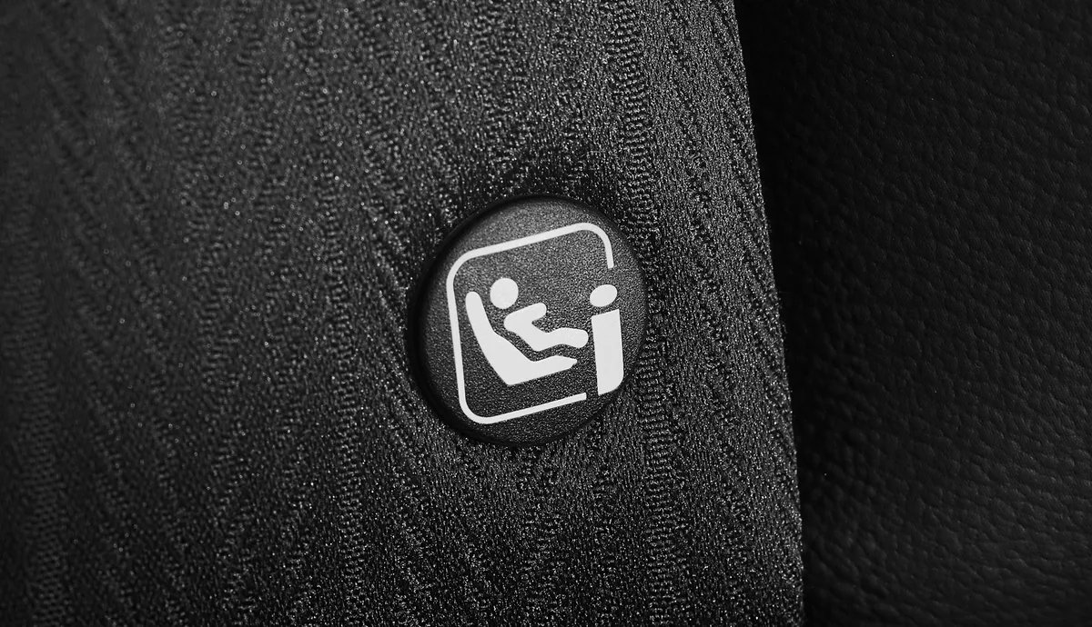 จุดยึดเบาะนั่งสำหรับเด็ก (ISOFIX & Child Anchor)